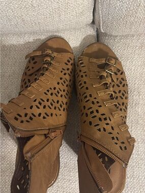 Soda Tan Laser-Cut Gladiator Sandals with Buckle Accents